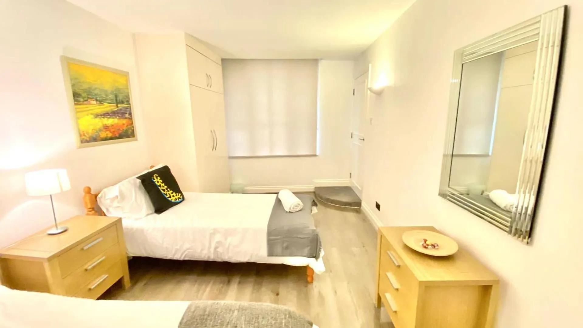 Central London 1 Bed Apt- Sleeps 3 & Pet Friendly アパート